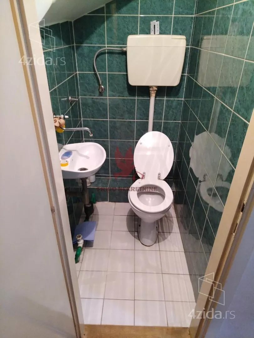 Četvoroiposoban stan | 4zida