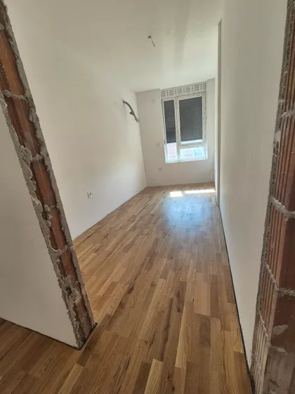 Momčila Milovanovića 14 | 4zida.rs