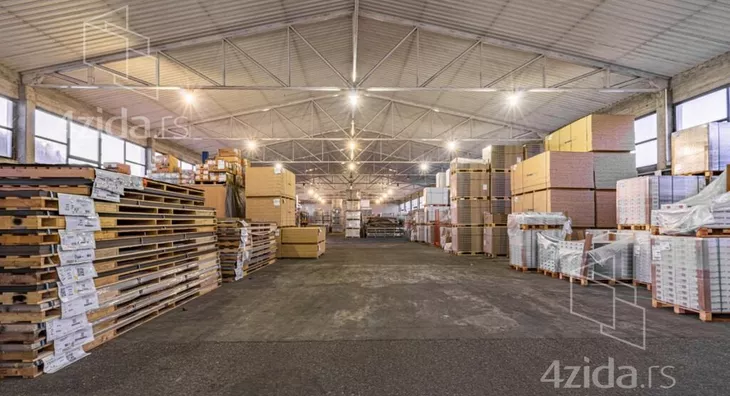 Poslovni prostor | 4zida