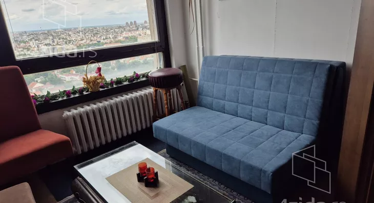 Četvoroiposoban stan | 4zida