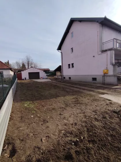 Josipa Kolumba 8a | 4zida.rs