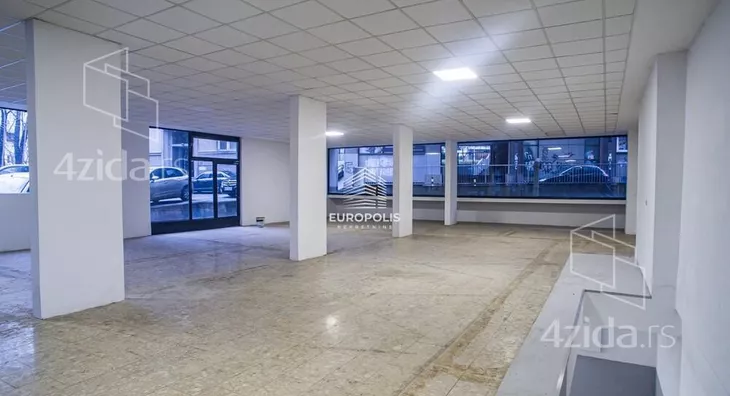 Poslovni prostor | 4zida