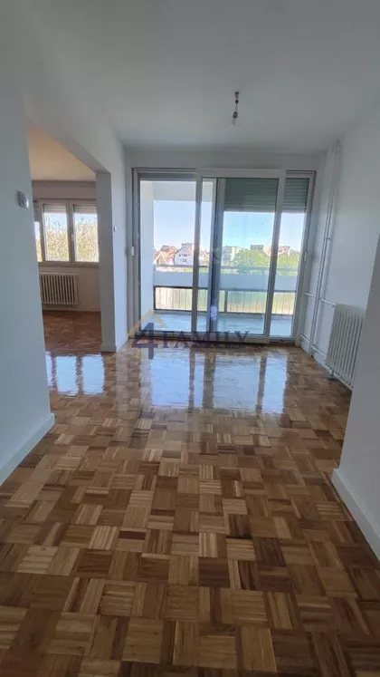 Blagoja Jovovića | 4zida.rs