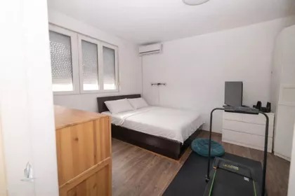 Vojvode Micka Krstića | 4zida.rs