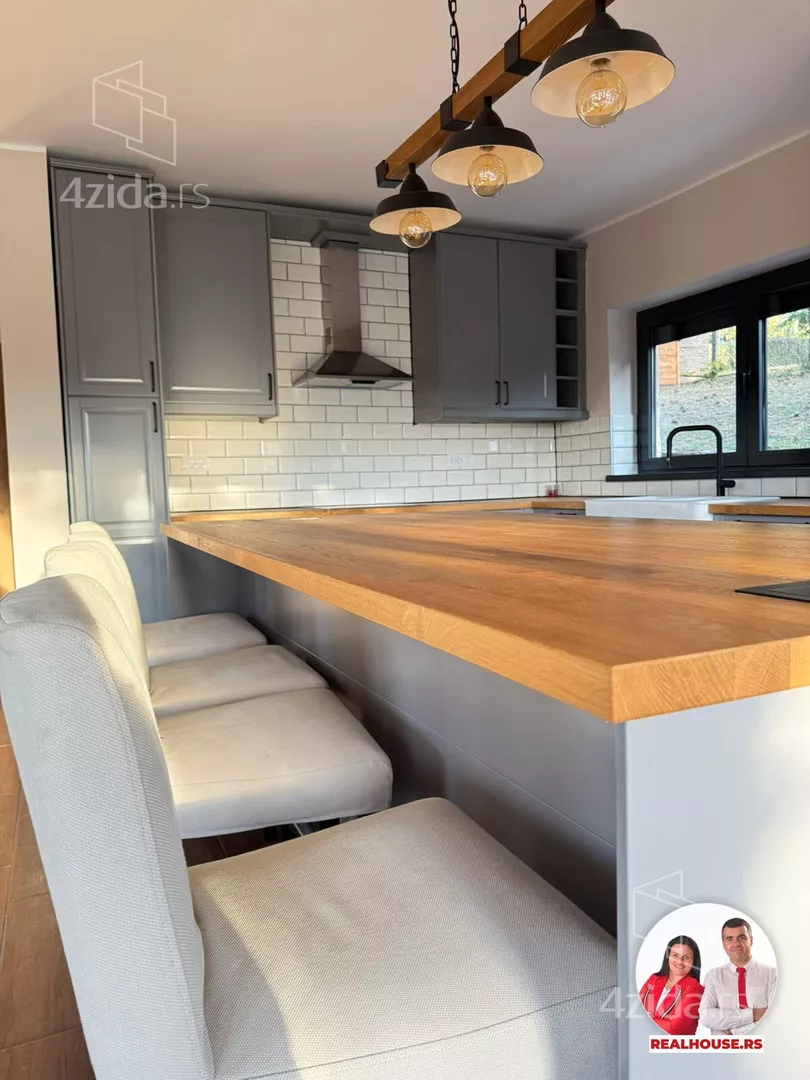 3-etažna kuća | 4zida