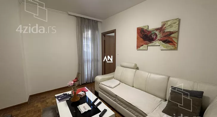 4-etažna kuća | 4zida