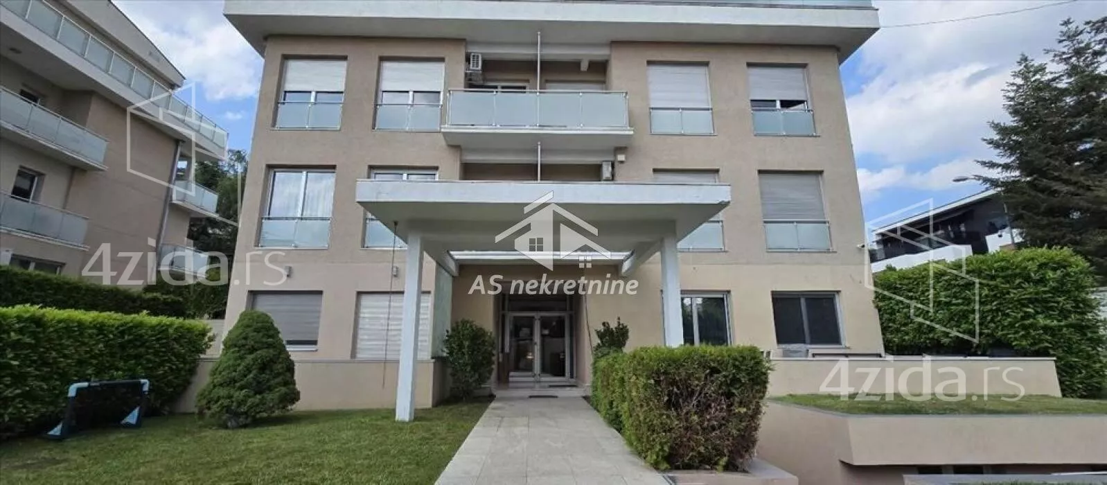 Petosoban stan | 4zida