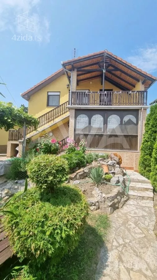Kuća | 4zida