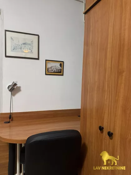 TRG CARICE MILICE | 4zida.rs