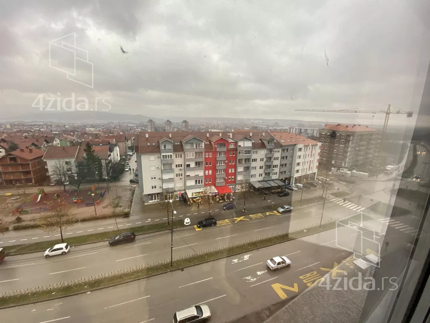 Petosoban stan | 4zida