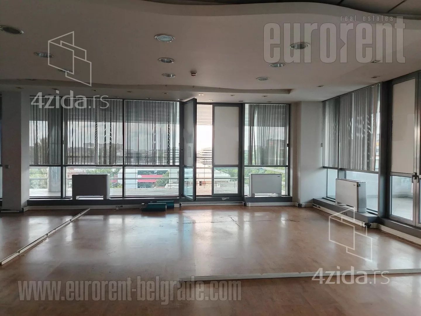 Poslovni prostor | 4zida