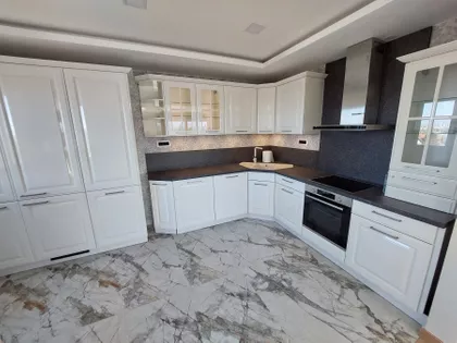 Sremska Kamenica | 4zida.rs