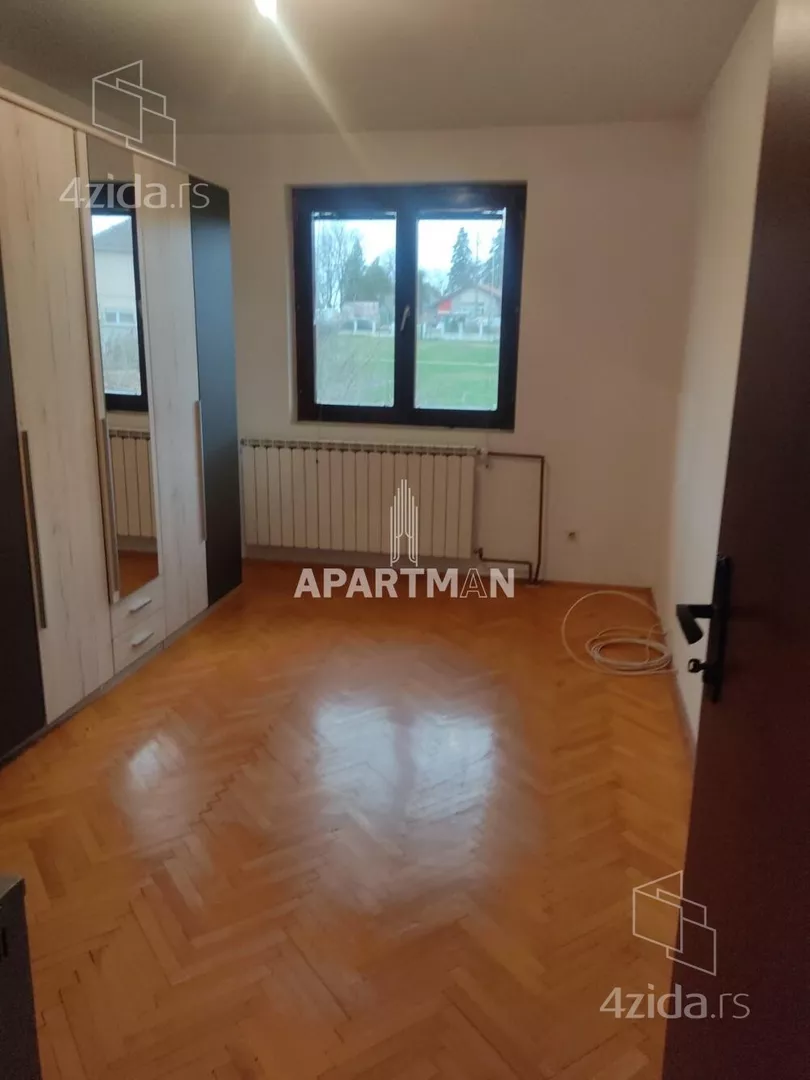 5-etažna kuća | 4zida