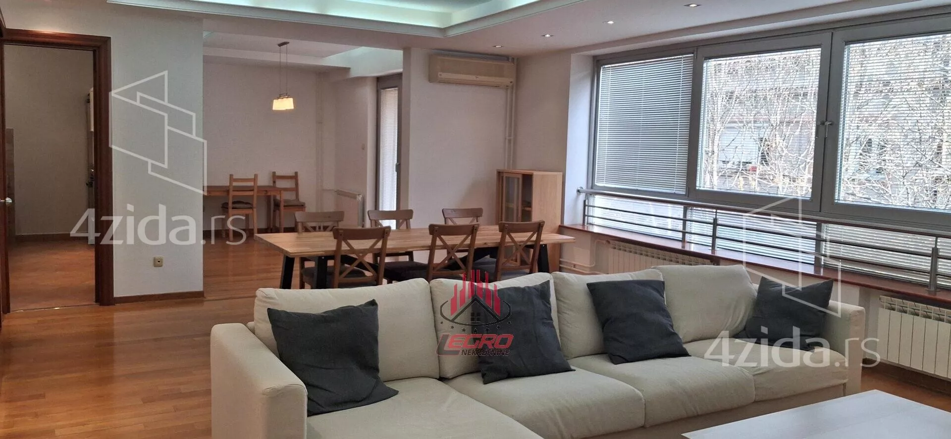 Petoiposoban stan | 4zida