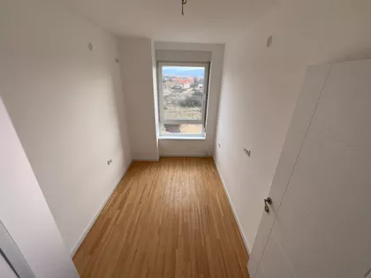 Minovo Naselje | 4zida.rs