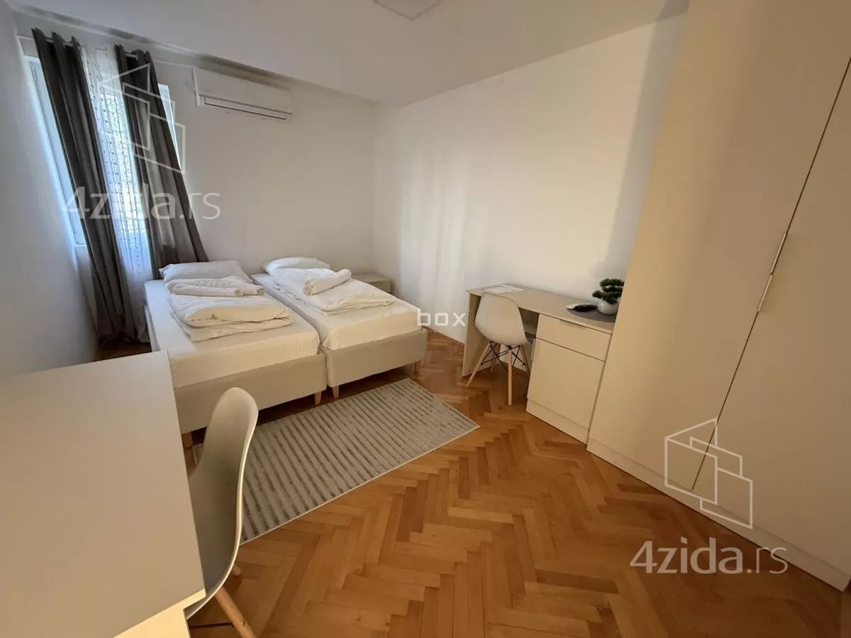 Četvoroiposoban stan | 4zida