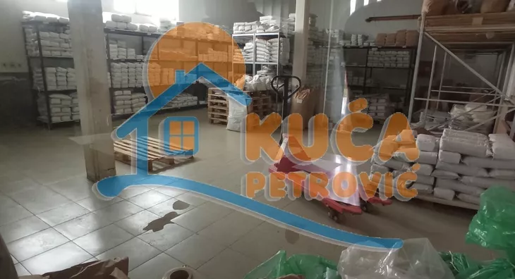 Lokal | 4zida