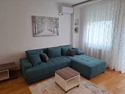 Jastrebačka 40 | 4zida.rs