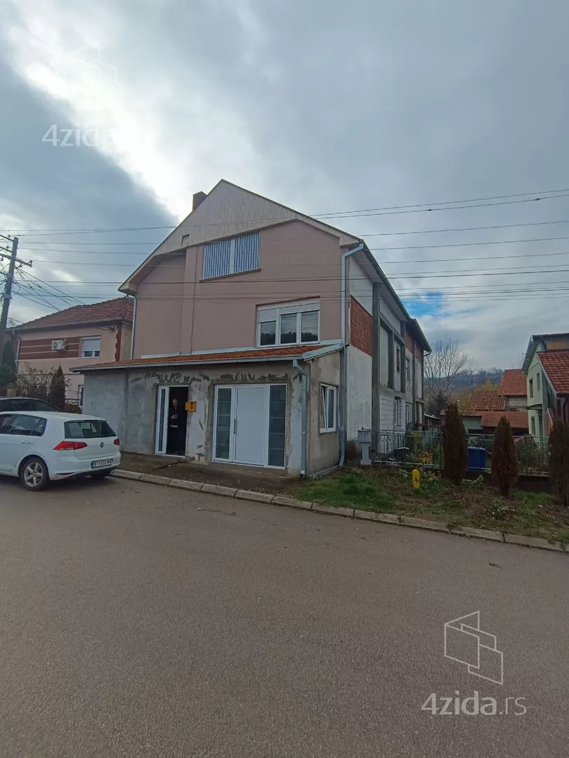 2-etažna kuća | 4zida