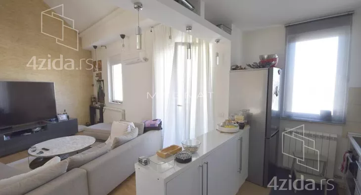 Četvoroiposoban stan | 4zida