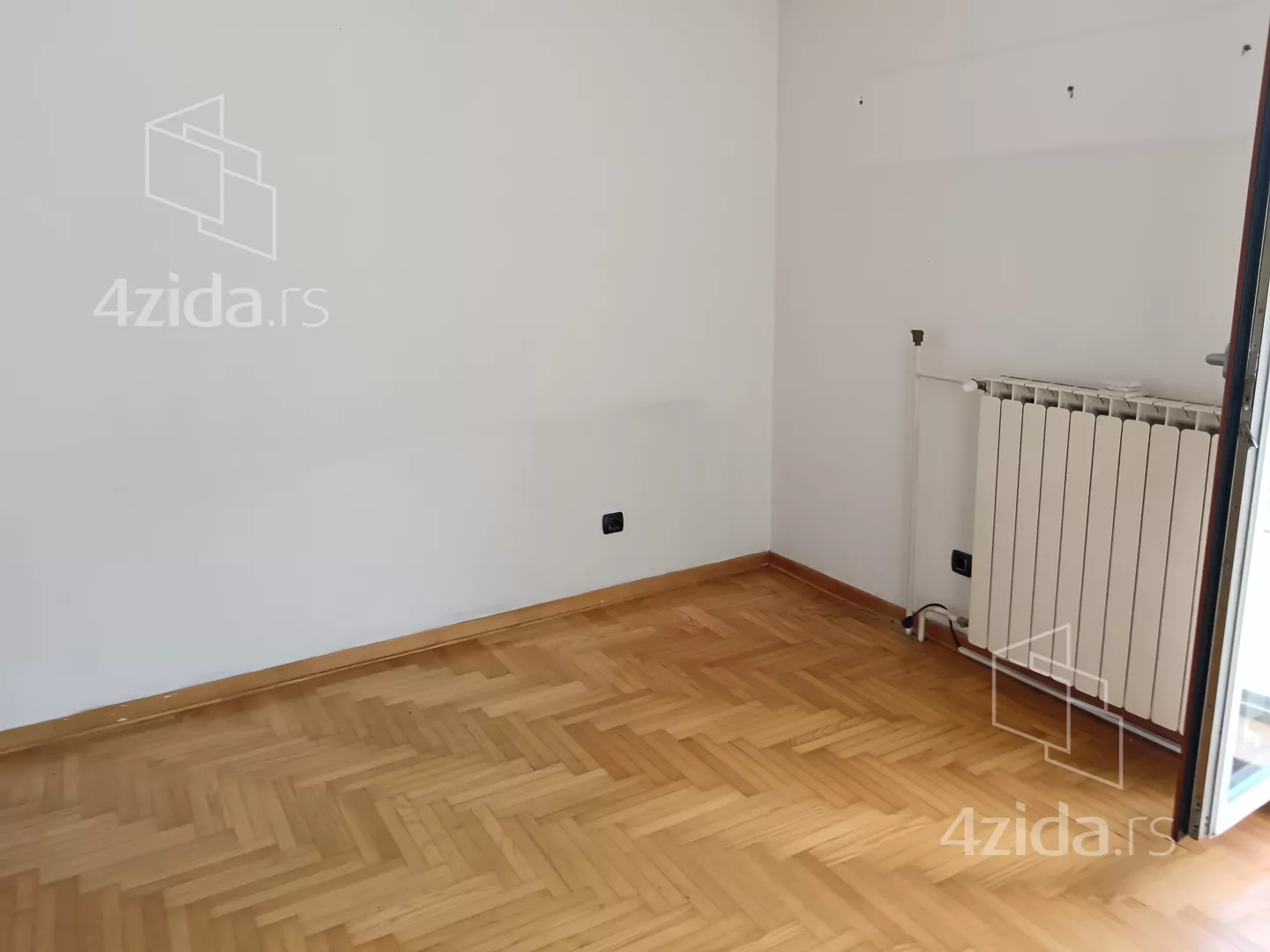 Šestosoban stan | 4zida