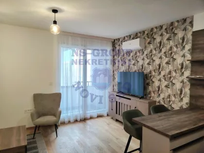 Bulevar Patrijarha Pavla (Somborski Bulevar) | 4zida.rs