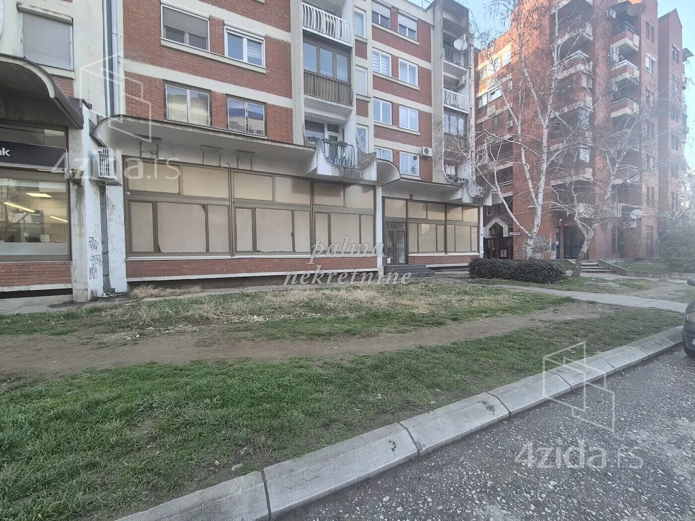 Poslovni prostor | 4zida