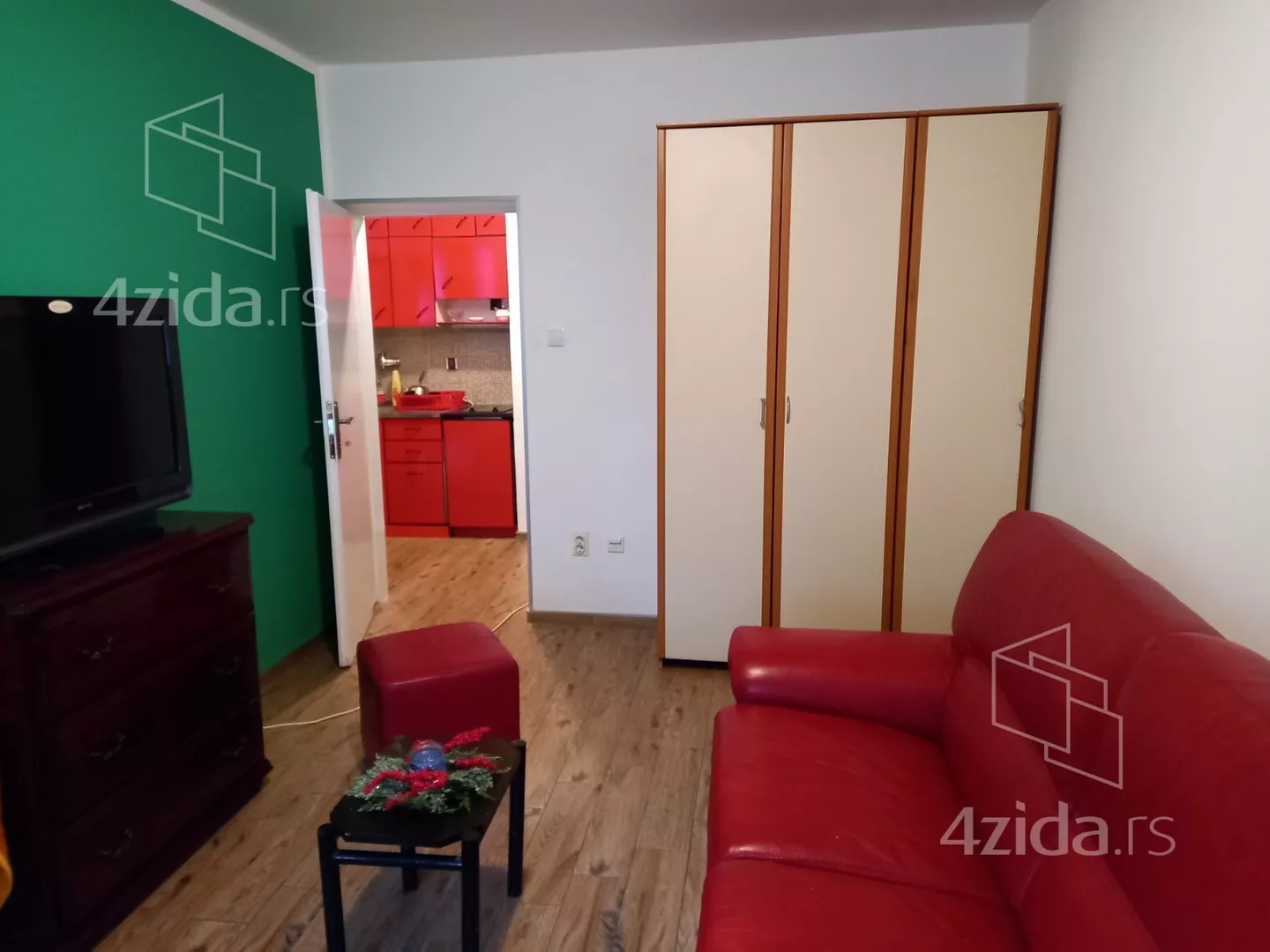 Jednoiposoban stan | 4zida