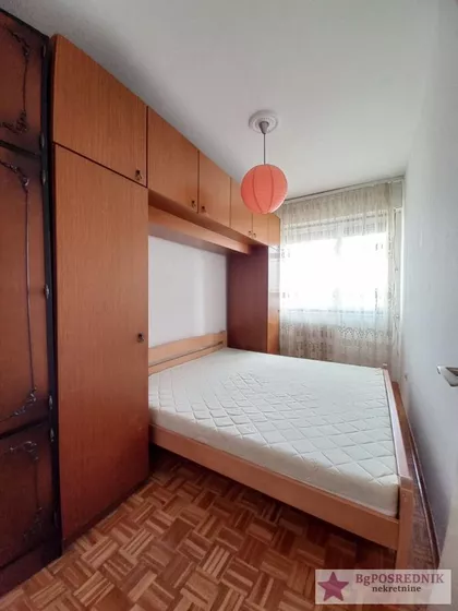 Karađorđeva | 4zida.rs