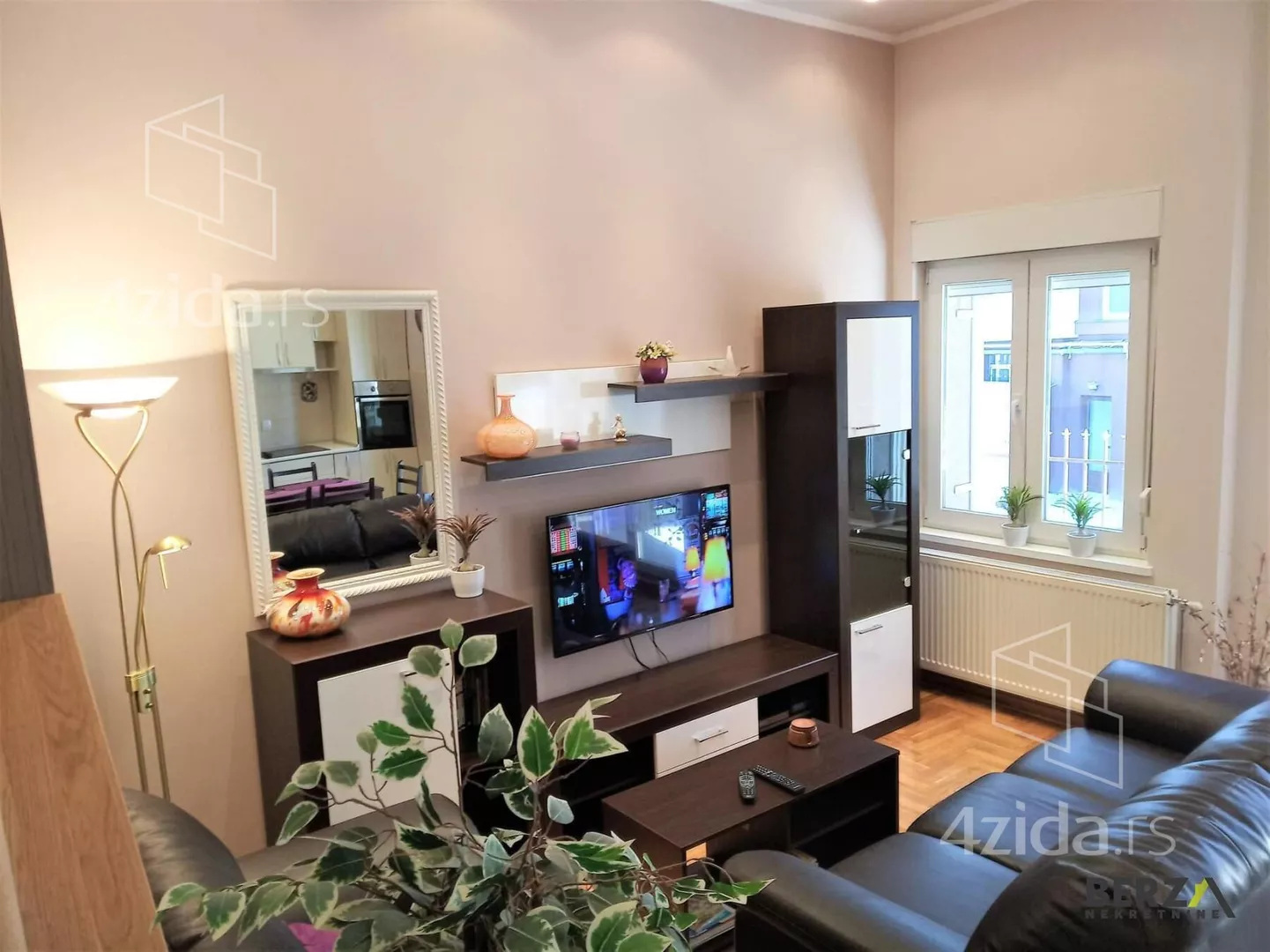 Troiposoban stan | 4zida