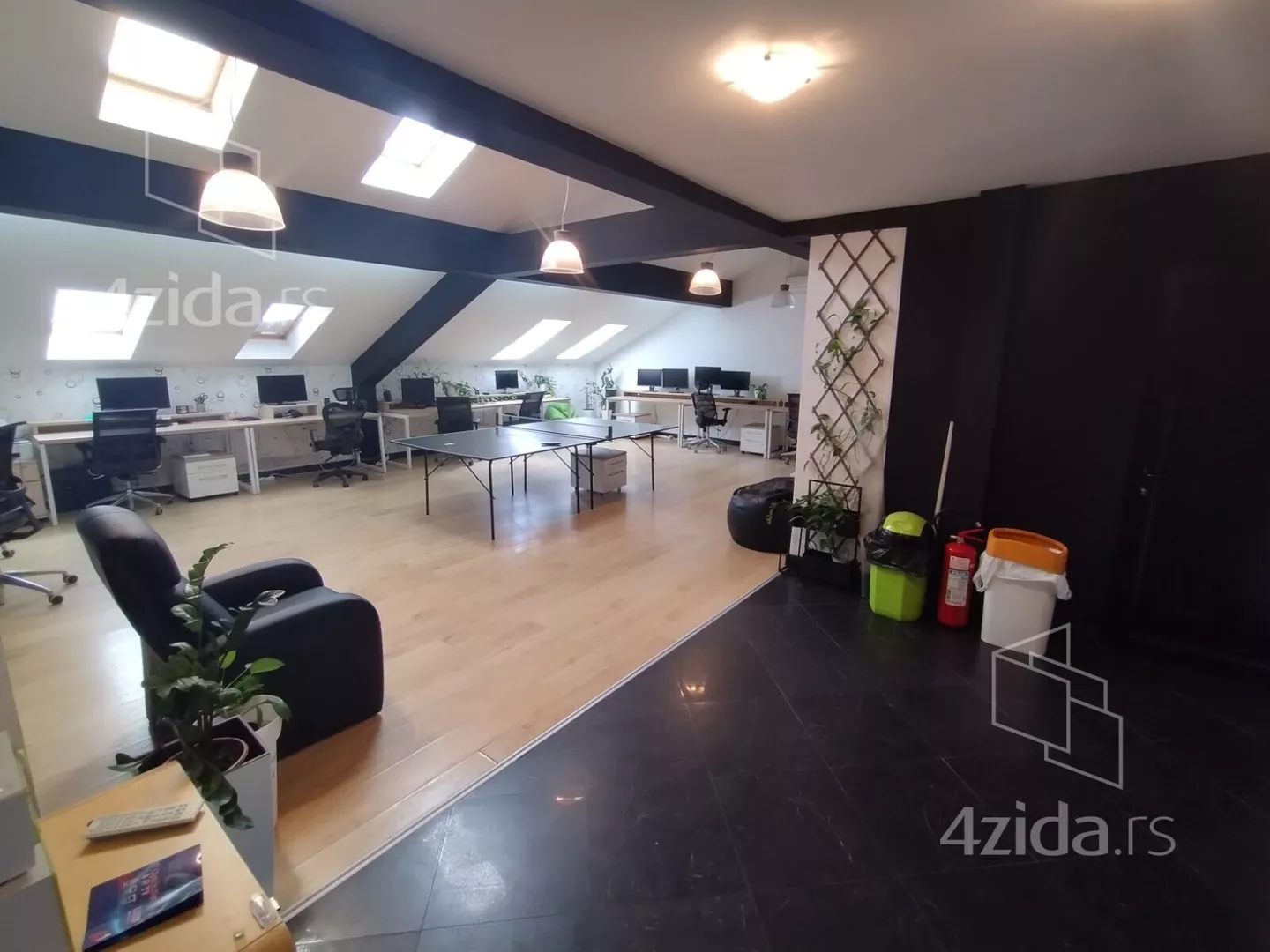 Poslovni prostor | 4zida