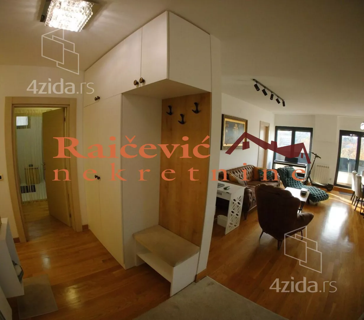Četvorosoban stan | 4zida