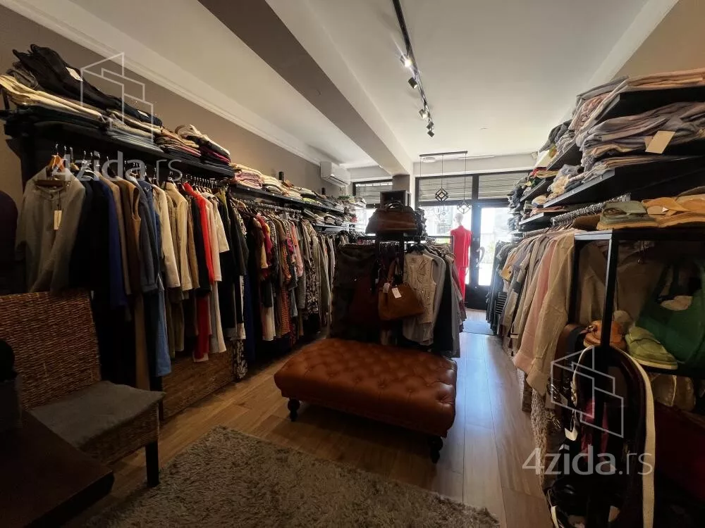 Lokal | 4zida
