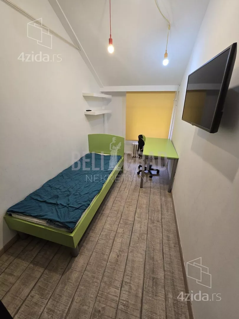 Petosoban stan | 4zida