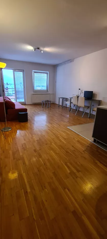 Južni Bulevar | 4zida.rs