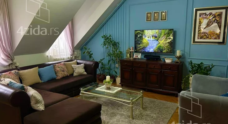 Troiposoban stan | 4zida