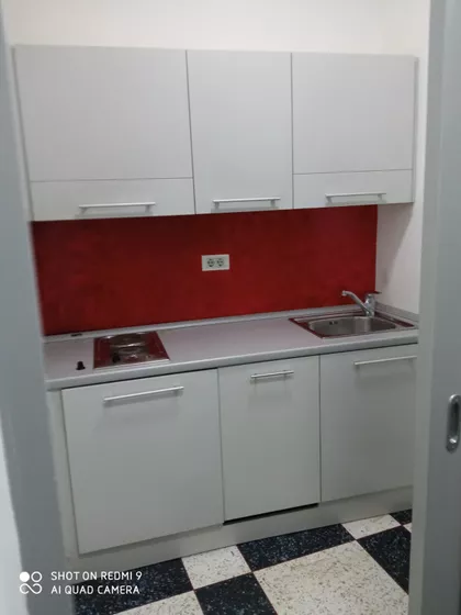 Nebojšina 20 | 4zida.rs