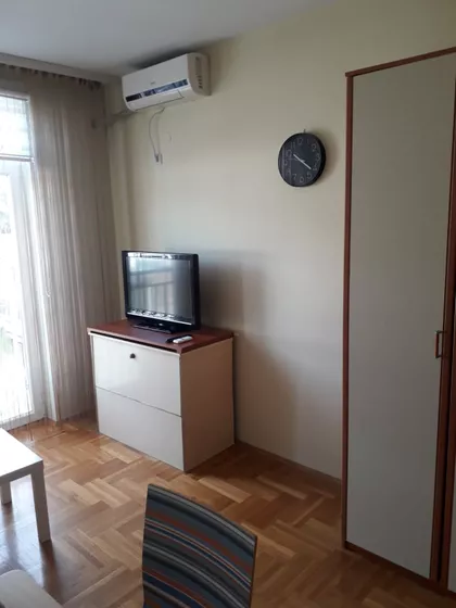 Boška Vujića | 4zida.rs