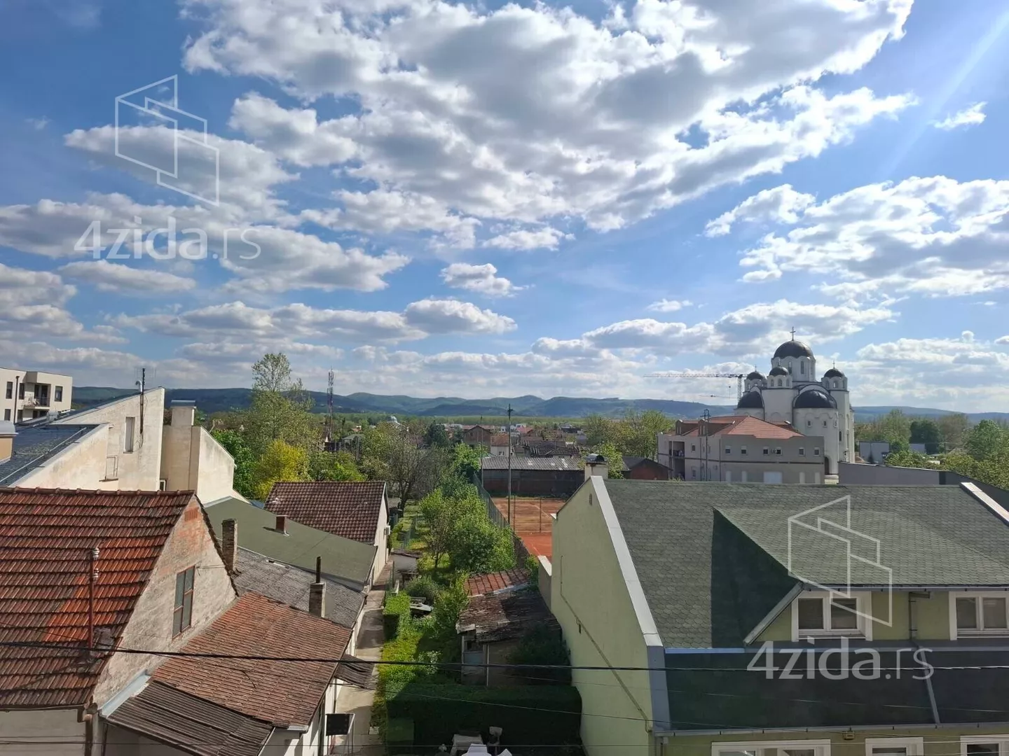 Dvoiposoban stan | 4zida