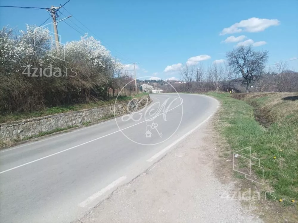 Građevinsko zemljište | 4zida