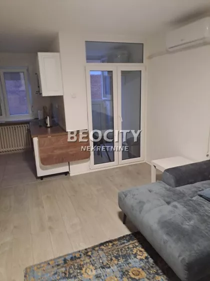 Todora Toze Jovanovića | 4zida.rs