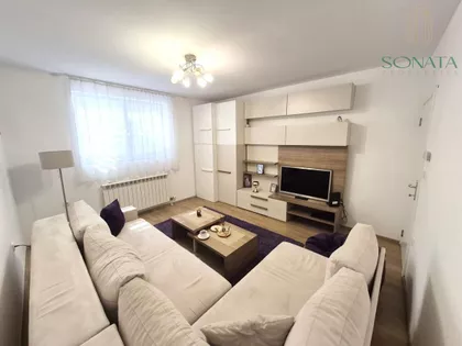 Crveni Krst Vračar | 4zida.rs