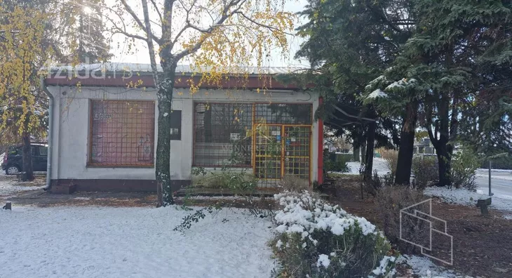 Poslovni prostor | 4zida