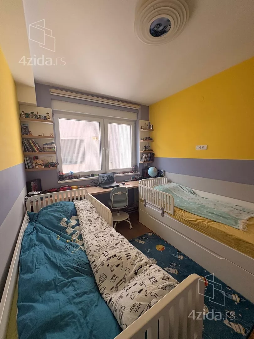 Troiposoban stan | 4zida