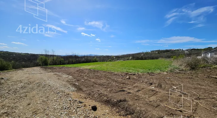 Građevinsko zemljište | 4zida