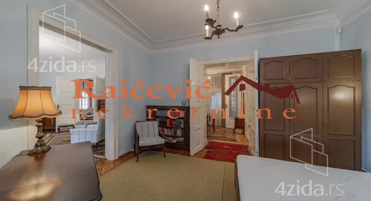 Četvoroiposoban stan | 4zida