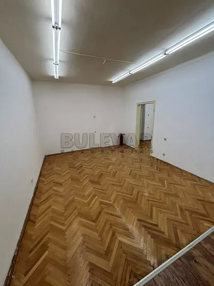 Cara Dušana | 4zida.rs