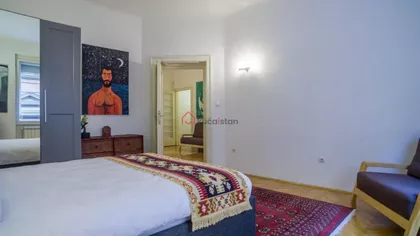 Studentski Trg | 4zida.rs