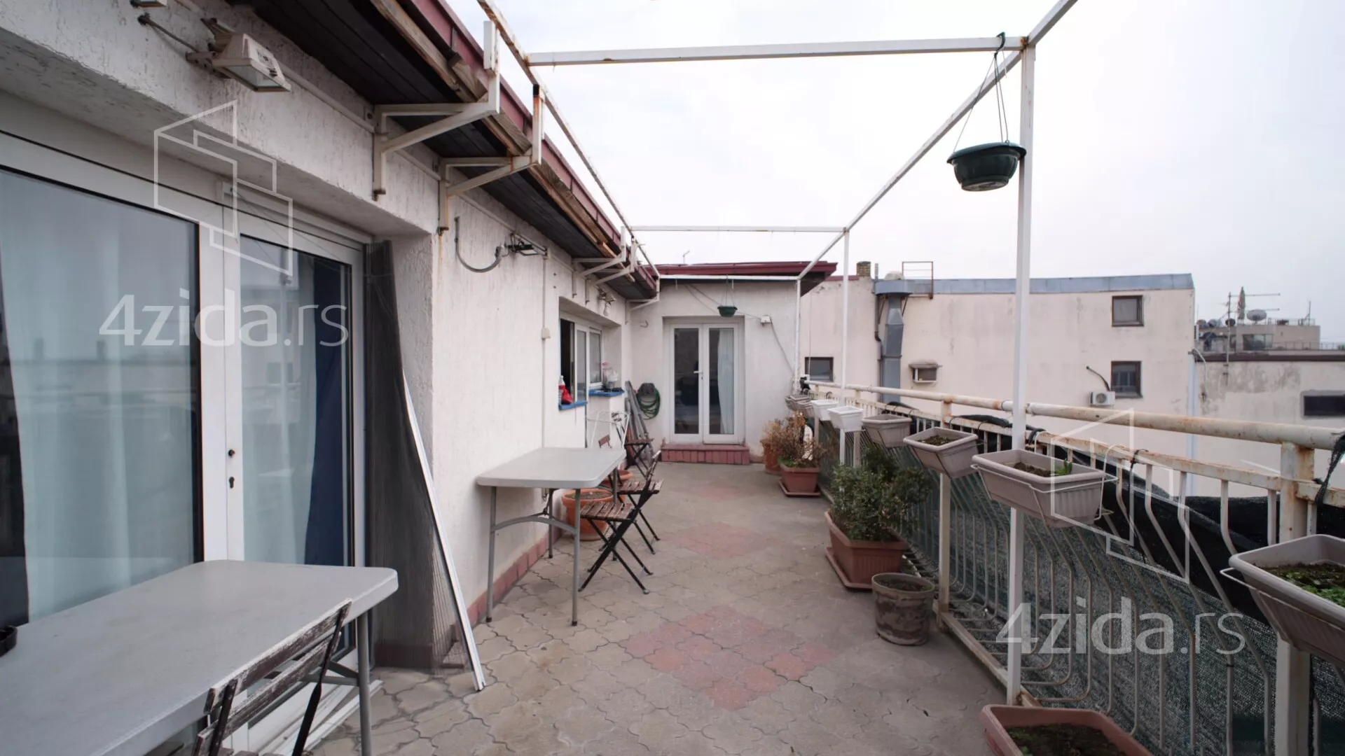 Osmosoban stan | 4zida