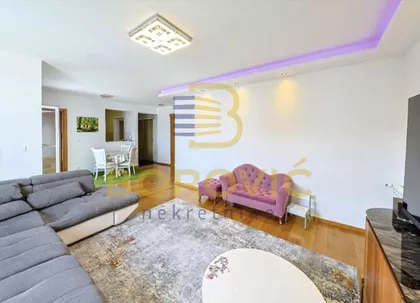 Zemunske kapije | 4zida.rs